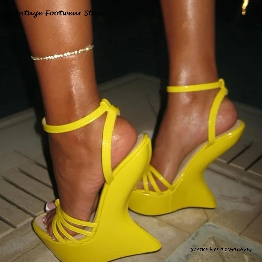 Summer Clothing Colors - Bonbonfarbene Plateau-Riemchensandalen, Neuheit, rund, offene Zehen,